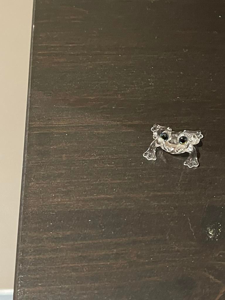 Swarovski kikkertje, Verzamelen, Beelden en Beeldjes, Verzenden, Zo goed als nieuw