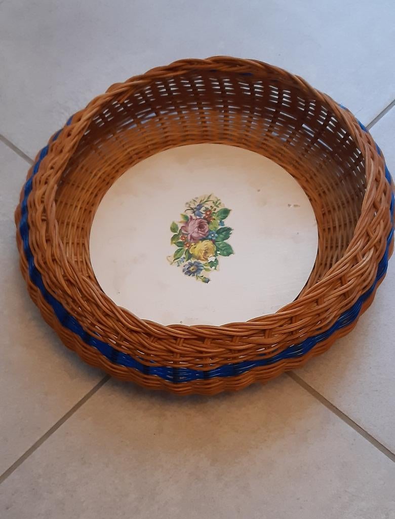 panier d'environ 26 cm de diamètre et 7 cm de hauteur, Enlèvement ou Envoi, Rond, Osier, Panier