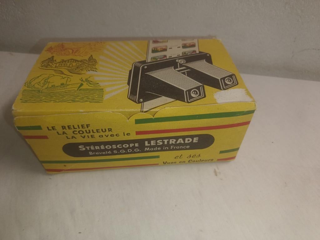 Stéréoscope vintage dans sa boîte d'origine, Antiquités & Art, Enlèvement ou Envoi