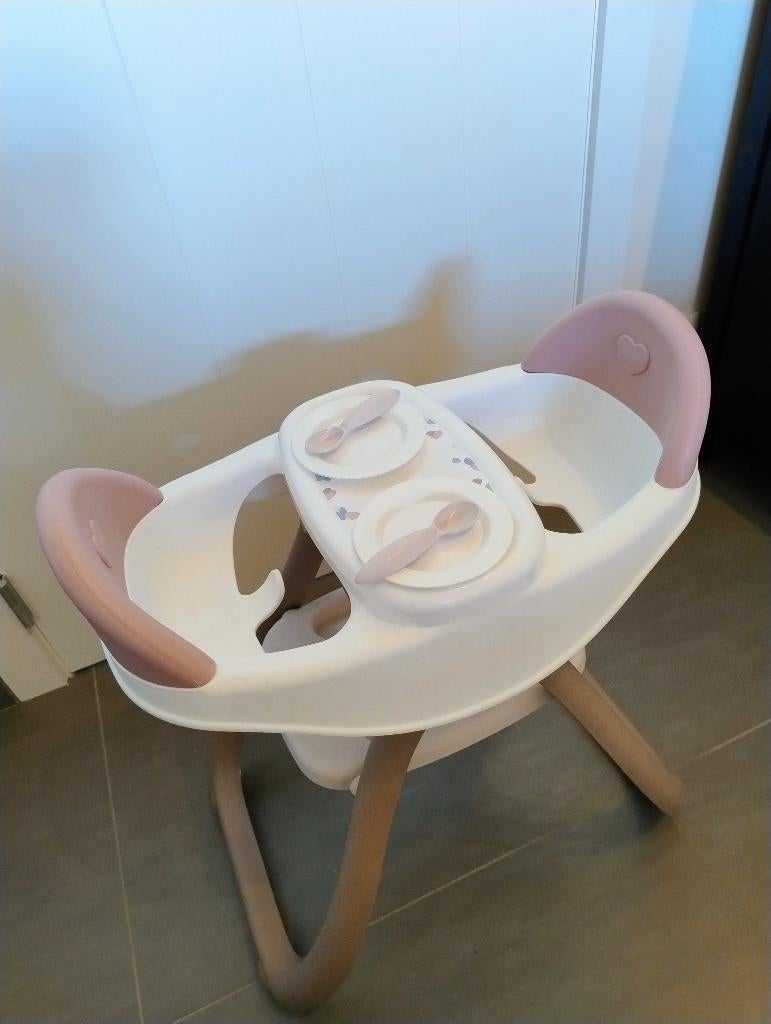 Smoby dubbele eetstoel poppen, Enfants & Bébés, Jouets | Poupées, Enlèvement, Comme neuf
