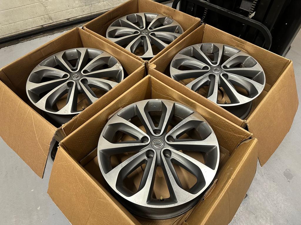 18inch Originele Nissan Velgen! Qashqai! 5x114,3 Renault Ope, Gebruikt, -, -, Banden en Velgen