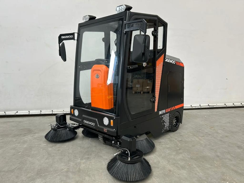 Veegmachine Daewoo DAS 100, Ophalen