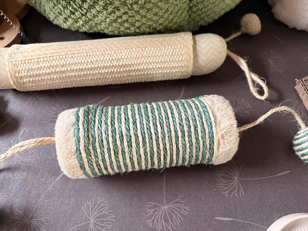 Kattenspeeltjes, Ophalen of Verzenden, Zo goed als nieuw