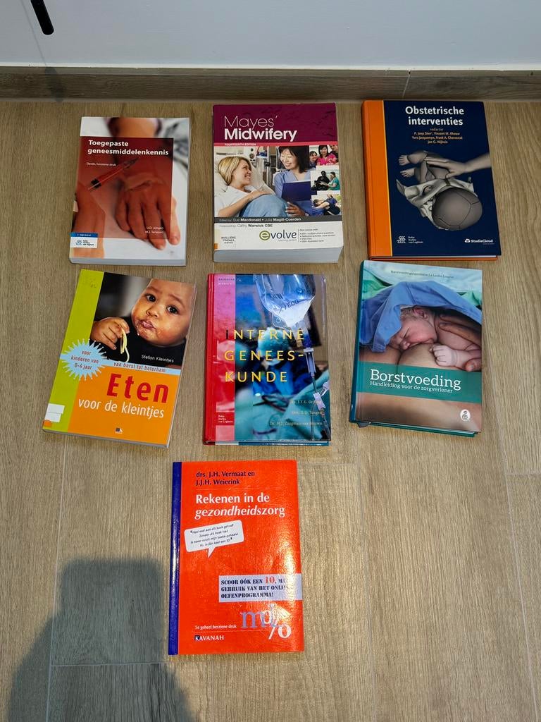 Vroedkunde boeken, Boeken, Ophalen, Zo goed als nieuw