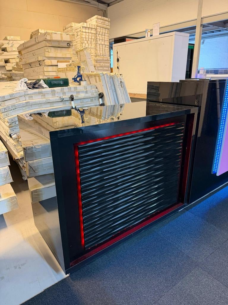 MOOI TOONBANK BALIE 3D, Ophalen