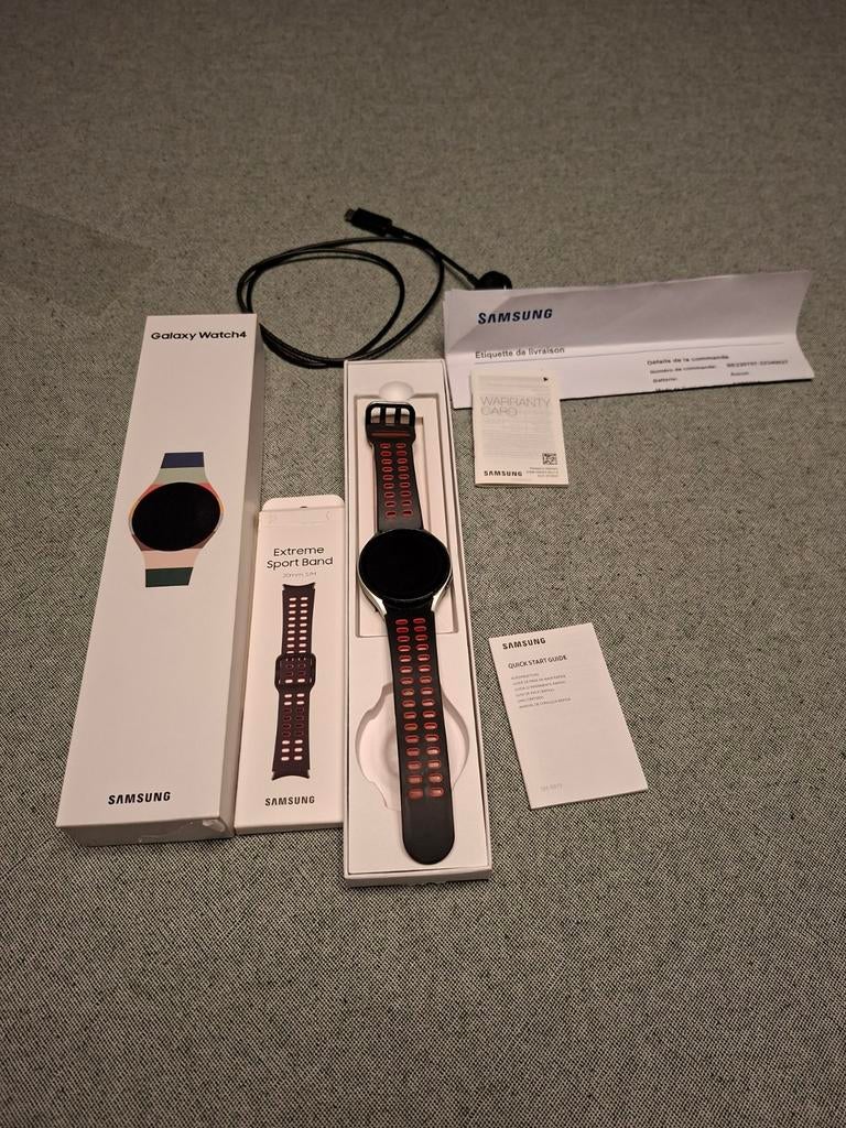 Samsung galaxy watch 4, Handtassen en Accessoires, Smartwatches, Ophalen, Conditie, Zo goed als nieuw, Android
