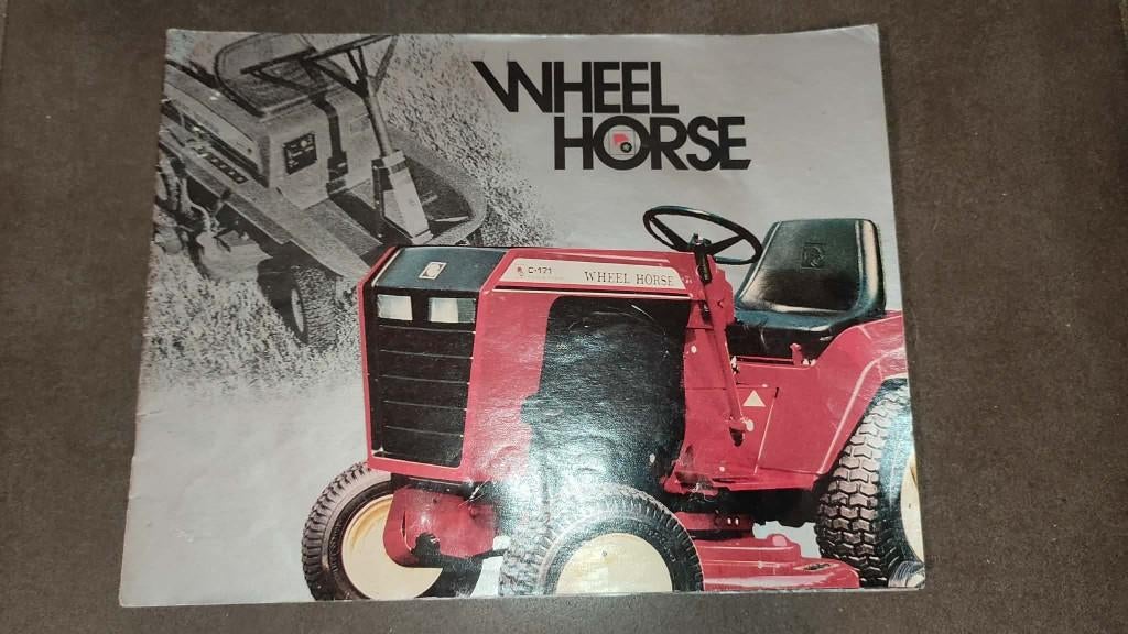 Oude folder grasmaaier tractor Wheel Hose oldtimer, Ophalen, Zo goed als nieuw, Folder