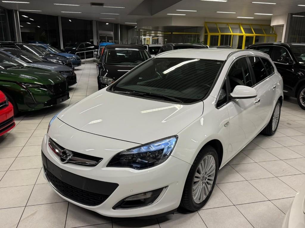 Opel Astra Sports Tourer 1.6i 85kW Euro5 jaar 2013.77.000 km, Auto's, Opel, Euro 5, Leder, Bedrijf, Handgeschakeld