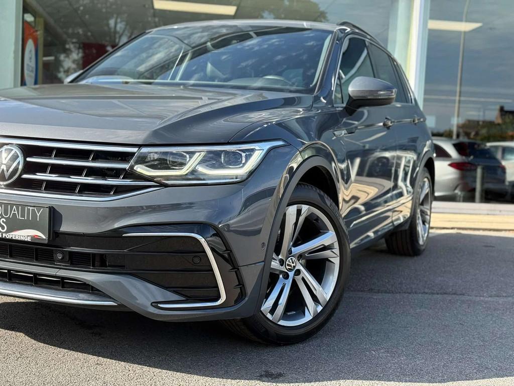 Volkswagen Tiguan 1.5 TSI DSG R-Line/ TREKHAAK / NAVI / CAME, Autos, Argent ou Gris, Achat, Entreprise, Noir
