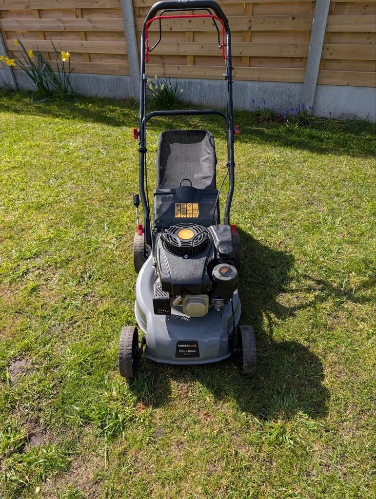 Zelftrekker grasmaaier Pouwerplus 132cc Mulscher, Enlèvement