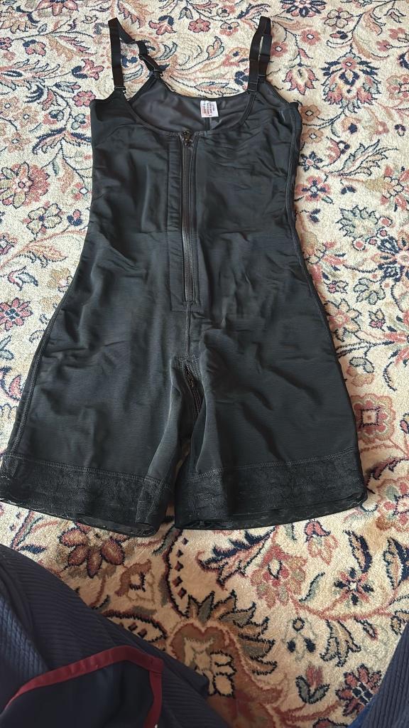Nouveau body shapewear noir (S/M/L/XL), Geen merk, Enlèvement ou Envoi, Noir, Body ou Corset