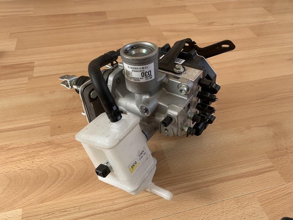 Kia Niro ABS pomp hoofdremcilinder 2016 tot 2019 58500G5300, -, -, Ophalen of Verzenden, -