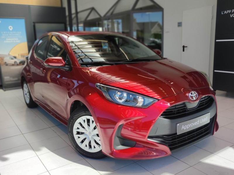 Toyota Yaris Dynamic, Autos, Toyota, Rouge, Achat, Euro 6, Boîte manuelle