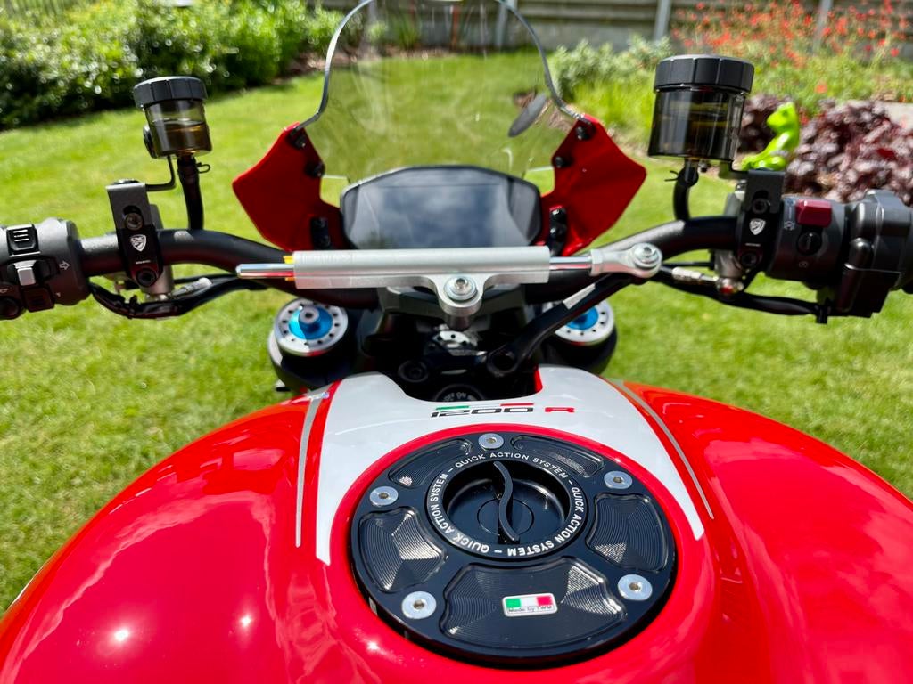 Ducati Monster 1200R +++++Intégral++++, Motos, Échappement sport, 2 cylindres, Particulier, 1200 cm³