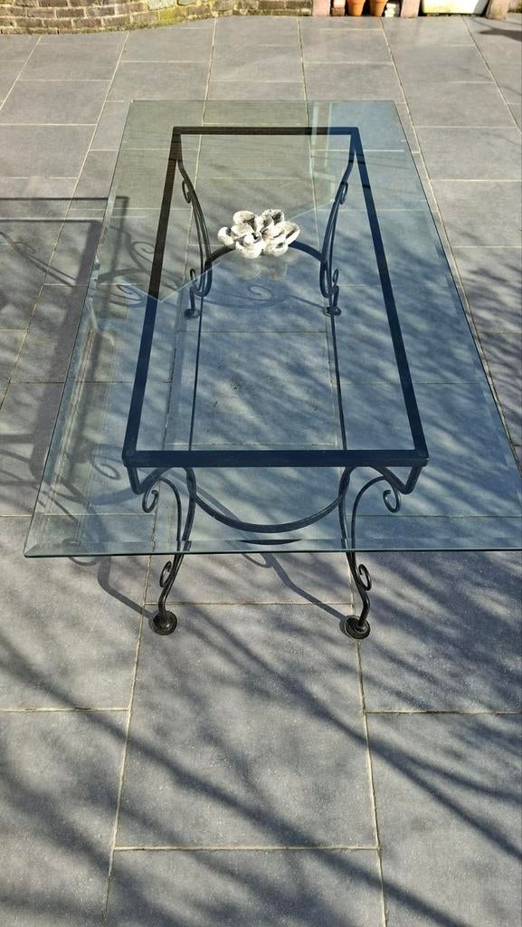 Table de salle à manger en fer forgé, Huis en Inrichting, Tafels | Bijzettafels, Glas, Ophalen