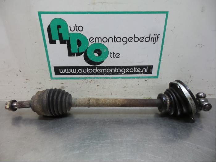 Aandrijfas links-voor van een Nissan Kubistar (Kubistar 03-), Auto-onderdelen, Gebruikt, -, -, Ophalen of Verzenden