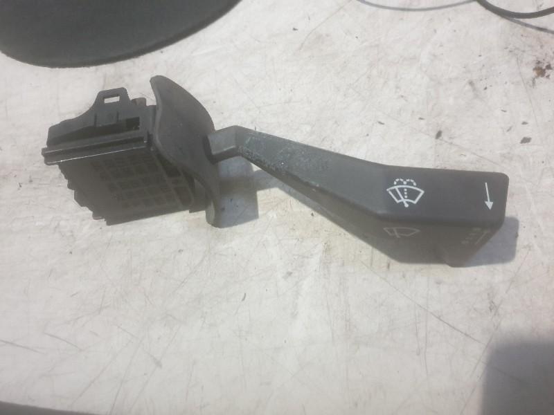 COMMODO ESSUIE-GLACE Opel Kadett E (01-1970/-) (90-213-328), Utilisé, Opel