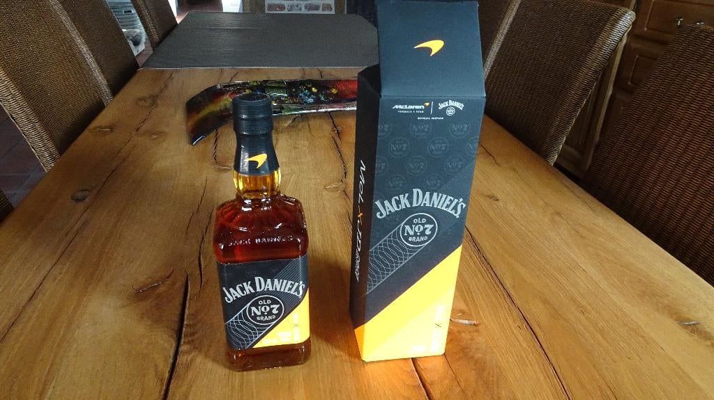 bouteille de whisky JACK DANIEL'S, Enlèvement ou Envoi