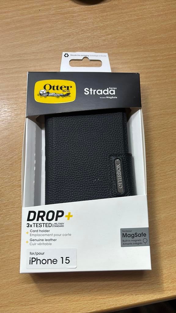 Iphone 15 zwart hoesje echt leer - otterbox strada case, Ophalen of Verzenden, Nieuw, Overige modellen, Hoesje of Tasje