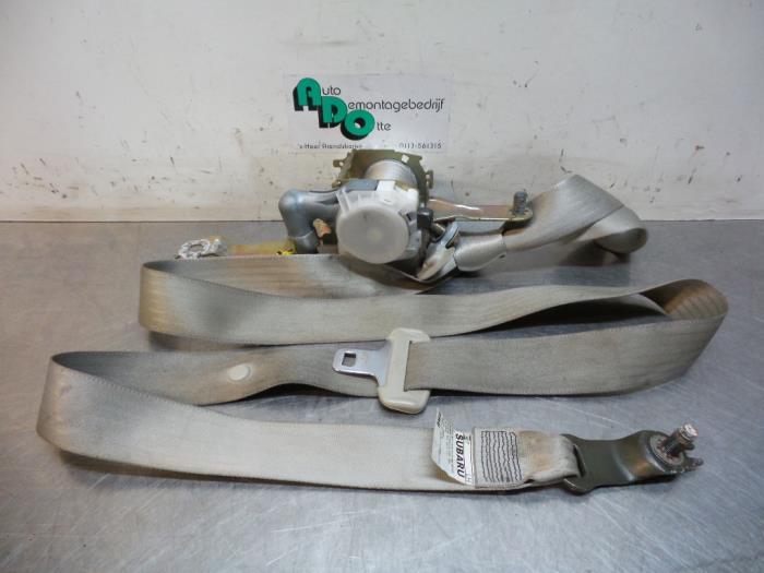 Veiligheidsgordel links-voor van een Subaru Legacy (Legacy 0, Auto-onderdelen, Interieur en Bekleding, Subaru, Gebruikt, -, -