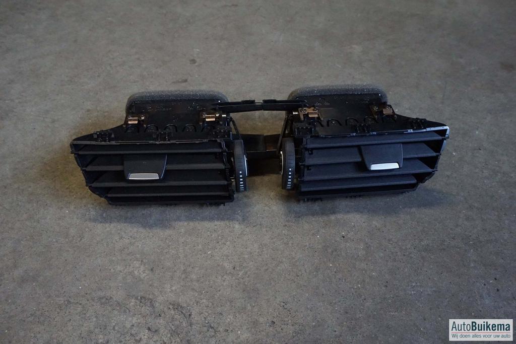 Origineel Bmw 2 Serie F45 ventilatie rooster, Auto-onderdelen, -, -, Nieuw, Ophalen of Verzenden