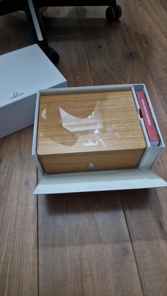 Orjinaal omega doosjes, Ophalen