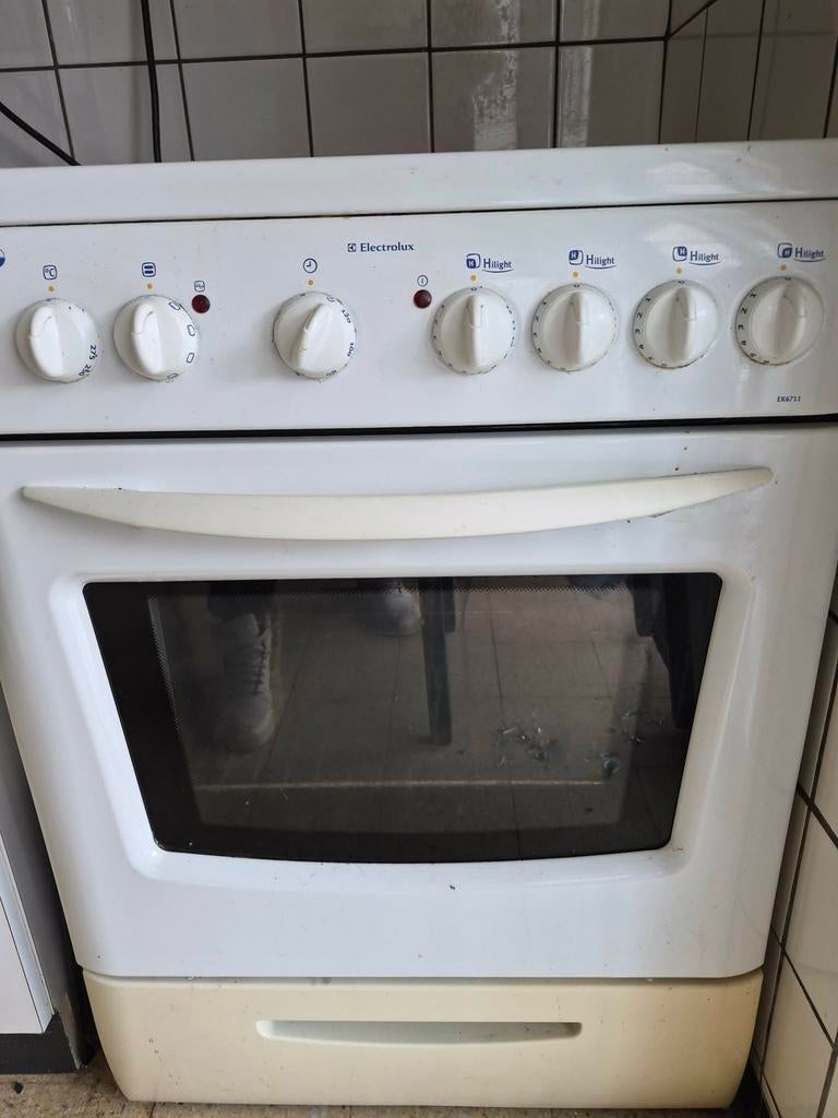 Fornuis vitro keramisch, Elektronische apparatuur, Ovens, Ophalen of Verzenden, Oven