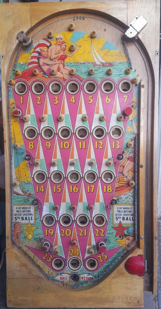 Plateau de jeu de type bingo modèle SILVER SAILS Année 1962, Enlèvement