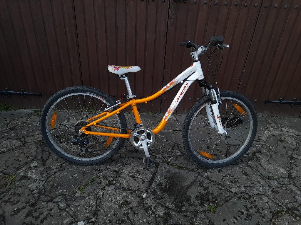 Vtt 24 pouces fille Specialized comme neuf, Vélos & Vélomoteurs, Enlèvement, Comme neuf, 24 pouces, Vitesses