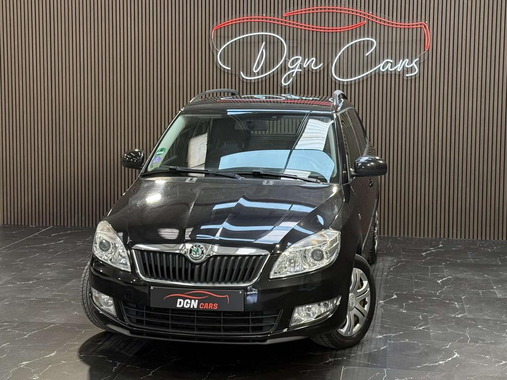 Skoda Fabia Fabia SW 1.2 TSI Ambition DSG (bj 2011), Auto's, Automaat, Euro 5, Gebruikt, Zwart