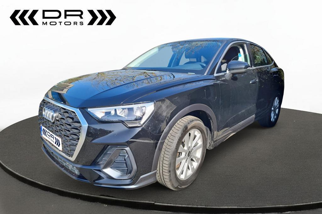 Audi Q3 DODE HOEK - LED - LEDER - VERWARMDE ZETELS, 245 pk, 0 min, 0 kg, Zwart