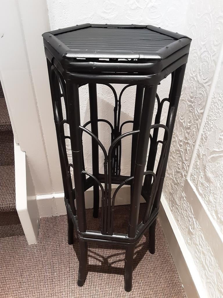 Plantenstaander rotan zwart ! Stevig ,decoratief, Ophalen