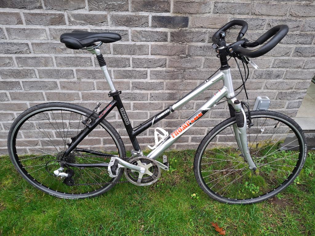 Sportieve damesfiets Thompson, Ophalen, Gebruikt, Versnellingen