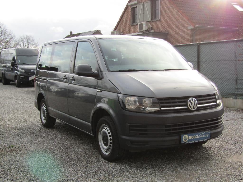 Vw Transporter 2.0 TDI 9 zitplaat, Auto's, Voorwielaandrijving, 4 cilinders, 9 zetels, Bedrijf