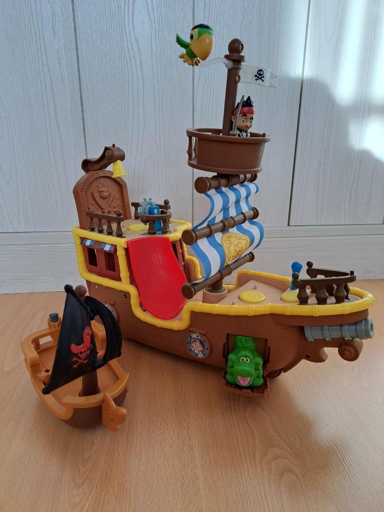 Fisher Price piratenboot Jake + klein bootje, Ophalen, Gebruikt, Overige typen