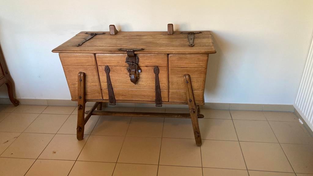 Antieken wijn/ barkast eik, Met deur(en), Gebruikt, 100 tot 150 cm, Eikenhout