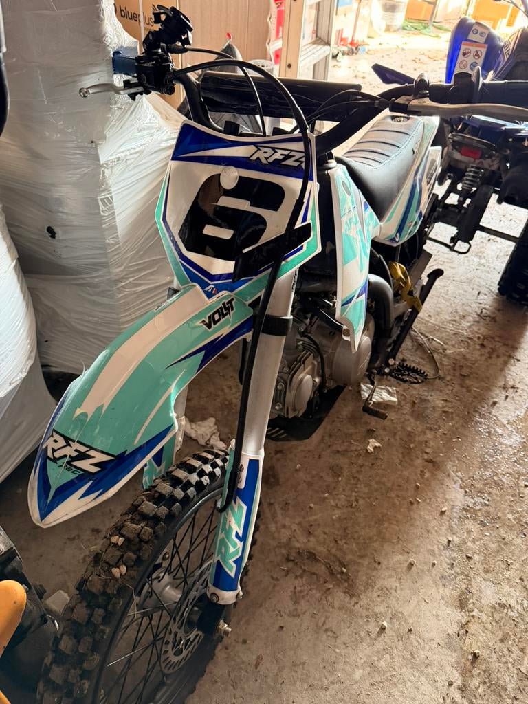 APOLLO RFZ125, 125 cc, Zo goed als nieuw, 5 versnellingen, Ophalen