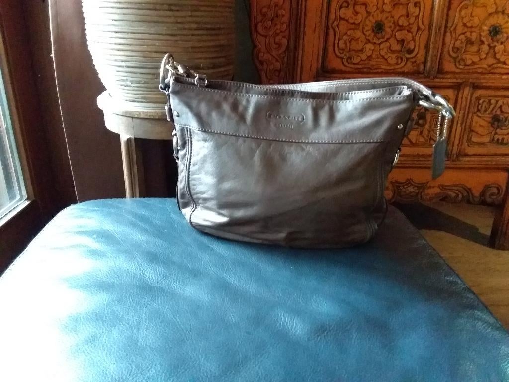 Prachtige bruine Coach handtas, Handtassen en Accessoires, Tassen | Damestassen, Ophalen of Verzenden, Zo goed als nieuw, Bruin