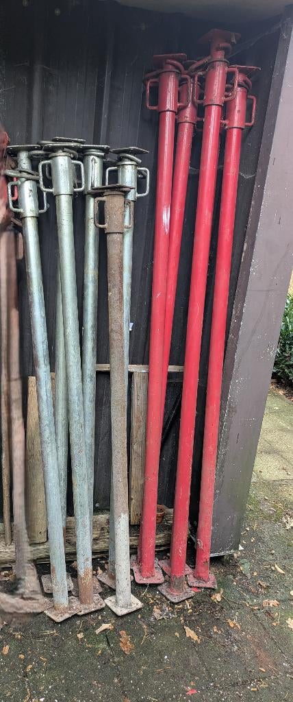 bouwstippen / stutten / bouwschoren / driepoten, Doe-het-zelf en Bouw, Ophalen, Gebruikt