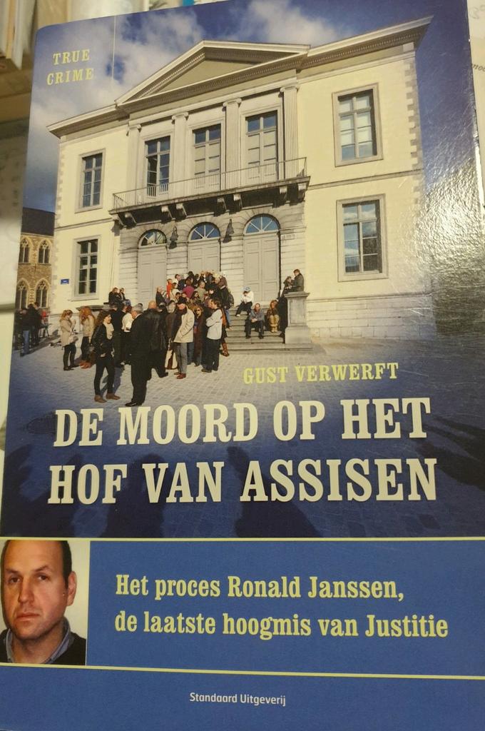 Gust Verwerft - De moord op het hof van Assisen, Boeken, Ophalen of Verzenden, Zo goed als nieuw, Gust Verwerft