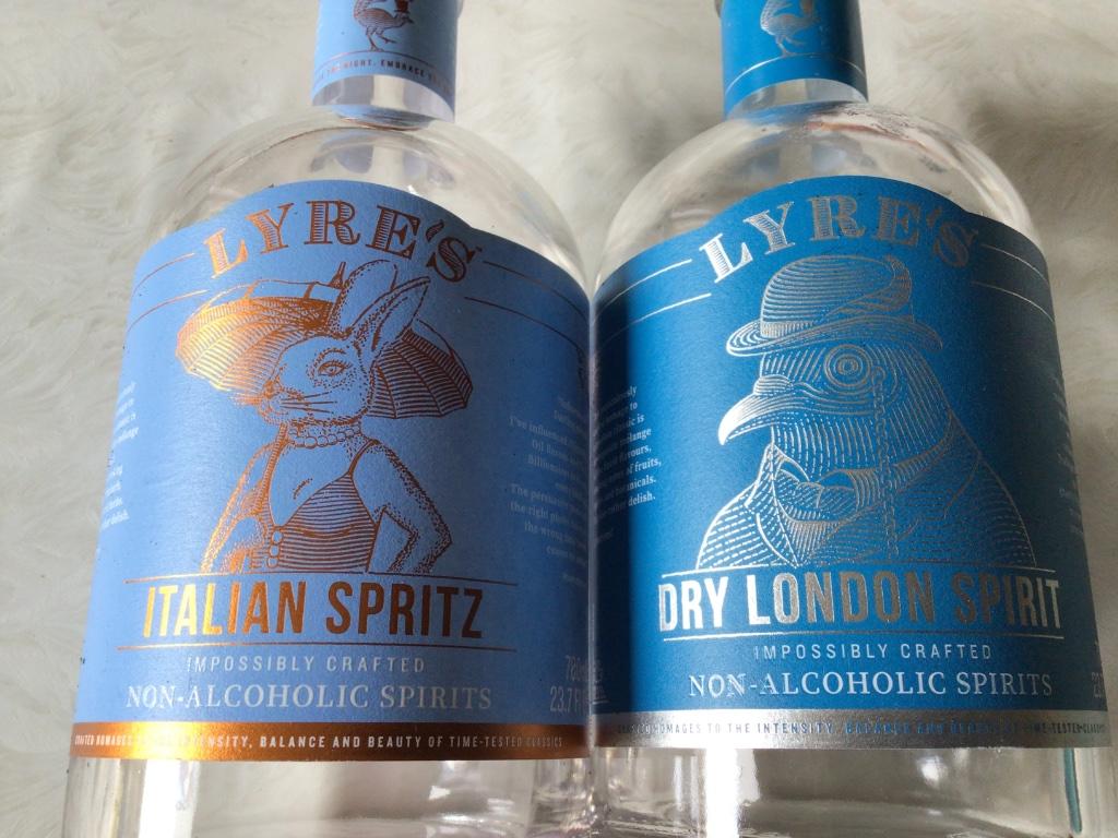 2 lege Spritz flessen Lyre’s Spirits, Ophalen