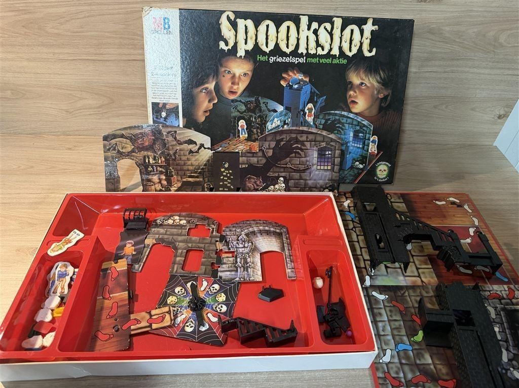 spookslot het griezelspel met veel aktie orgineel - s6591, Hobby en Vrije tijd, Verzenden, Zo goed als nieuw