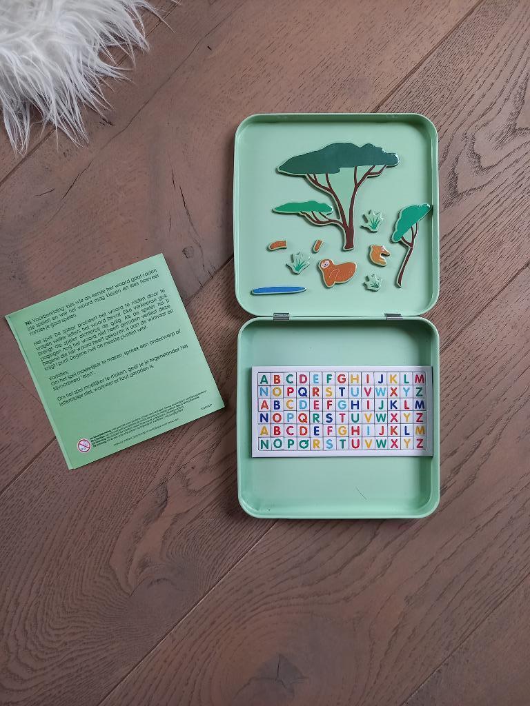 Magneet spel Hema in blikken doosje, Ophalen of Verzenden, Zo goed als nieuw