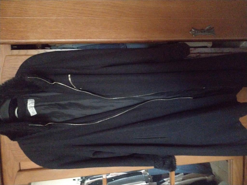 Manteau femme taille M, petit L élégant, Enlèvement ou Envoi, Comme neuf, Noir