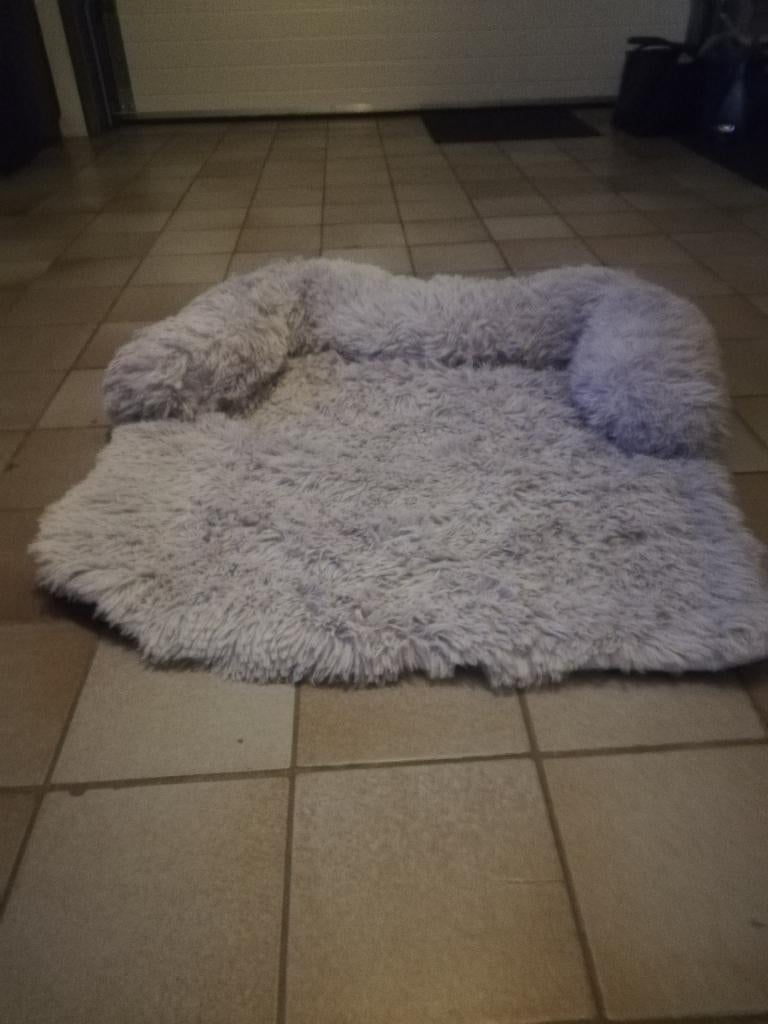 Hondenbankkusssen, Dieren en Toebehoren, Hondenmanden, Ophalen of Verzenden, Nieuw, Pluche