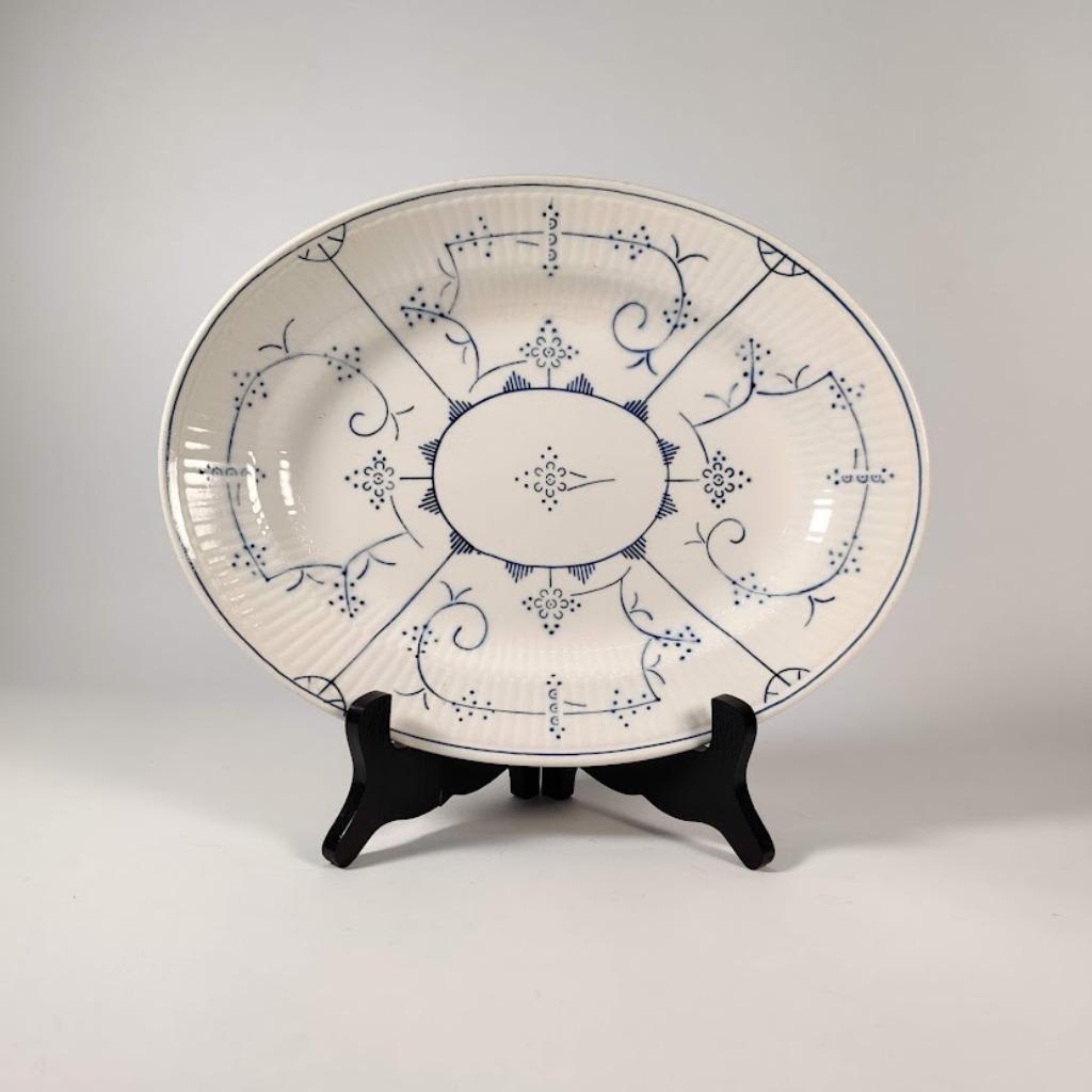 Plat de service ovale Boch Copenhagen.. bon état.., Antiquités & Art, Enlèvement ou Envoi