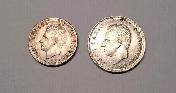 Espagne, 2 pièces 5 ptas 1975 + 25 ptas 1982 (football), Timbres & Monnaies, Enlèvement ou Envoi, Espagne