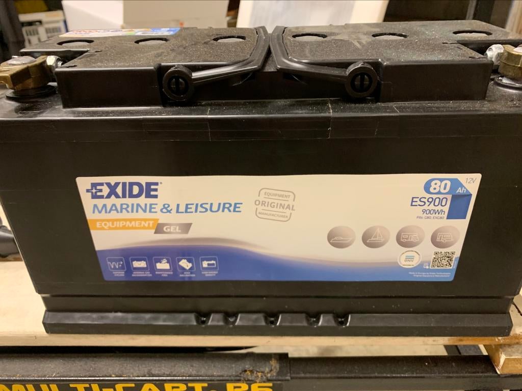 Allerlei spullen afkomstig uit nieuwe camper, Ophalen