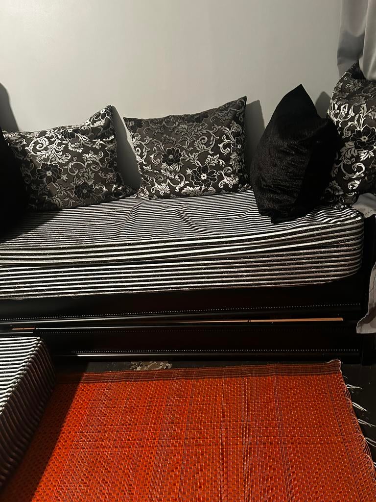 Salon Maroc, Enlèvement ou Envoi