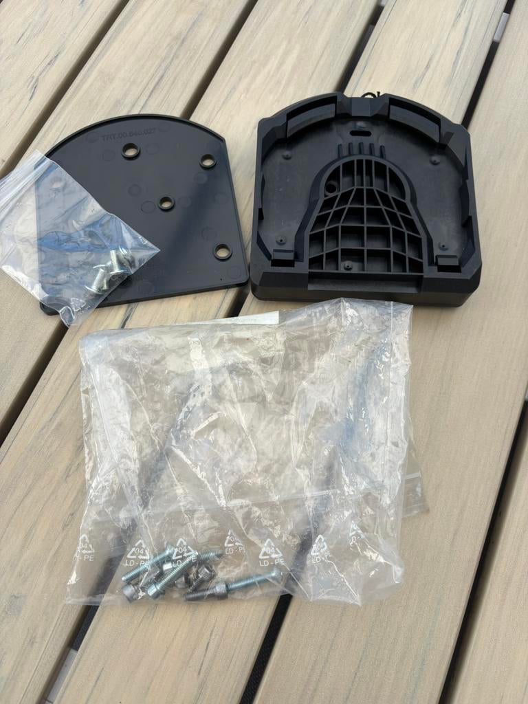 Montage sur sacoche de réservoir, Enlèvement, Comme neuf